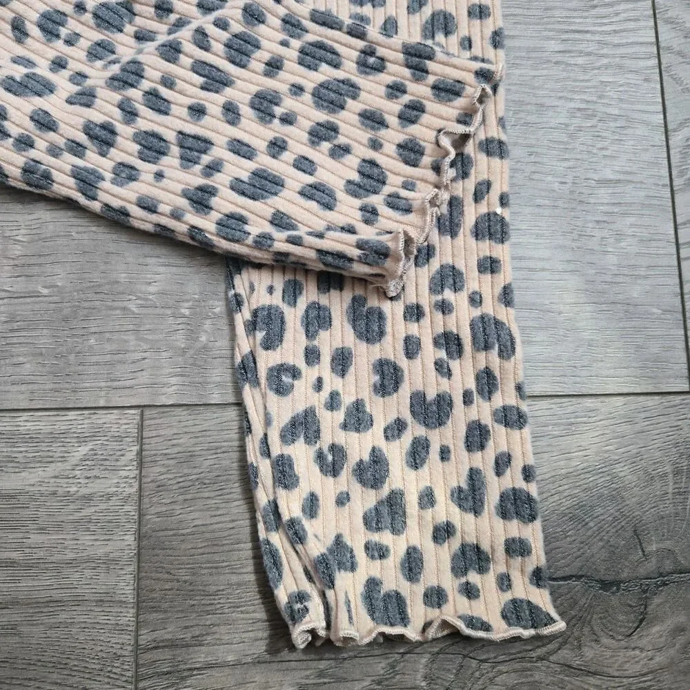 Cat & Jack Girls Ribbed Knit Peplum Shirt Leggings Set Beige Leopard Heart 4T 5T